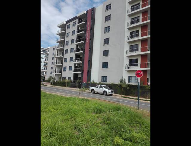 3 BEDROOM APARTMENT FOR SALE IN UMHLANGA RIDGE